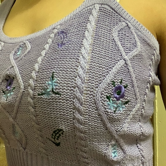 Purple Crop Top with Floral Embroidery Yesstyle - Picture 3 of 8